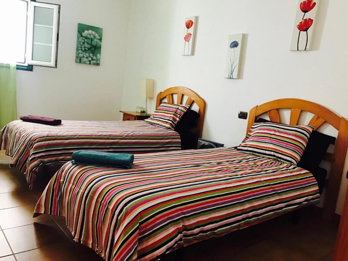 Wifi Tenerife Sur Guest House Granadilla De Abona Esterno foto